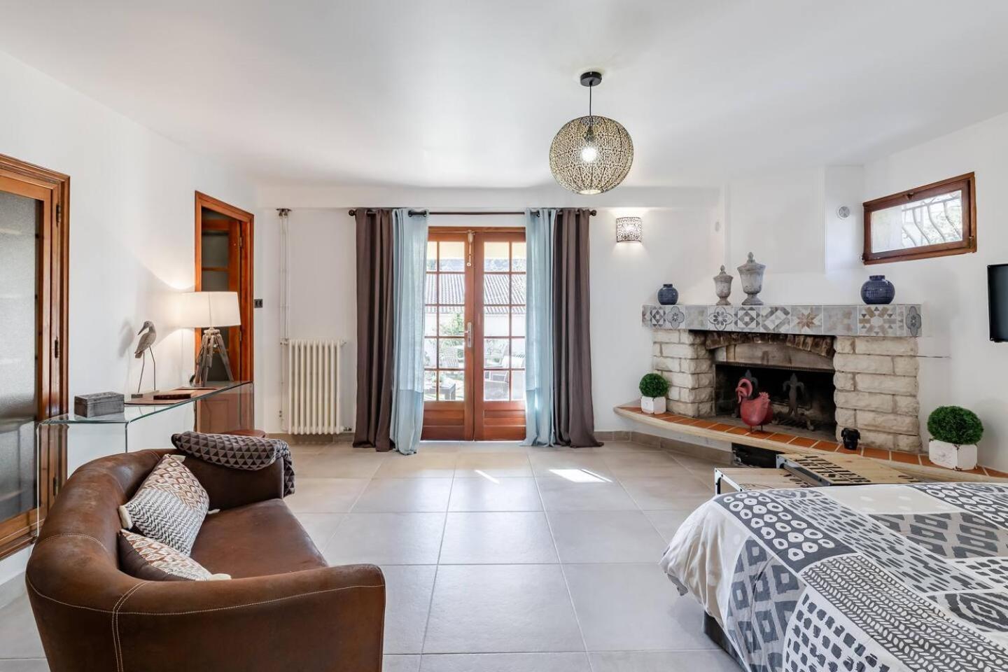 L'Angeannie Villa Roquefort-la-Bédoule Eksteriør bilde